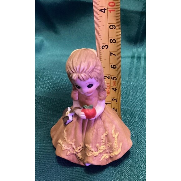 Josef Original September 1974 Schoolgirl With Apple George Good Figurine 3.5” - Picture 8 of 8